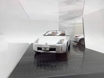 1/43　日産　フェアレディZ　Z34　ミニカー　ホワイトパール Amazon | 1/43 日産 フェアレディZ FAIRLADY Z34 ディーラー特注